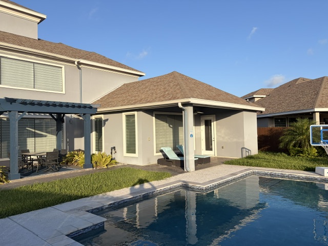 Shingle roof